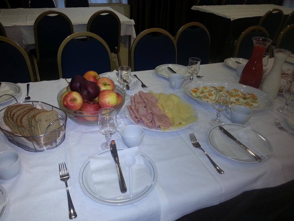 Hotel Palace Prato Luaran gambar