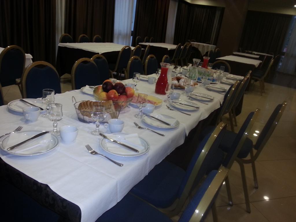 Hotel Palace Prato Luaran gambar