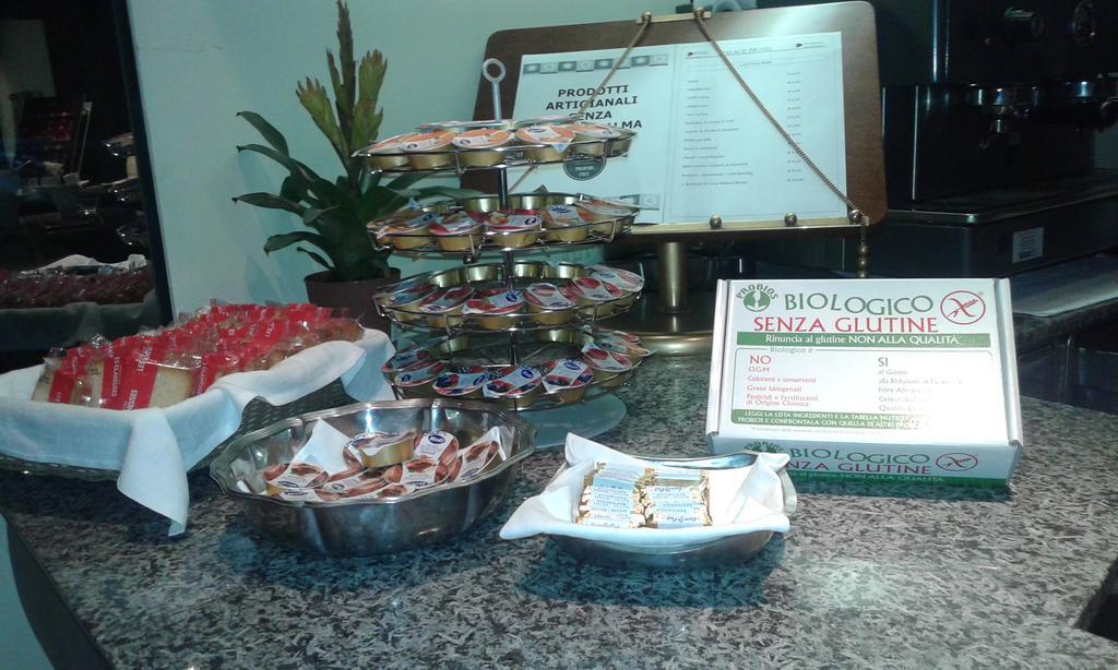 Hotel Palace Prato Luaran gambar